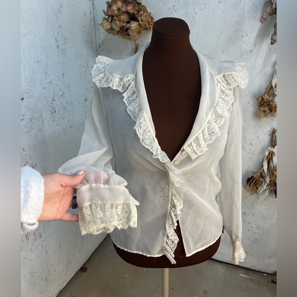Vintage Oscar De La Renta Union Made Ruffle Lace Blouse 8